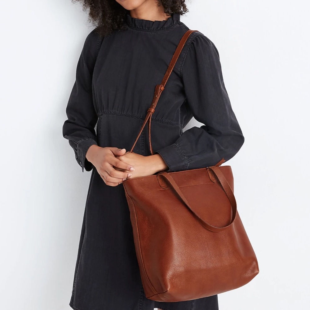 Bag15 The Zip-Top Medium Transport Tote